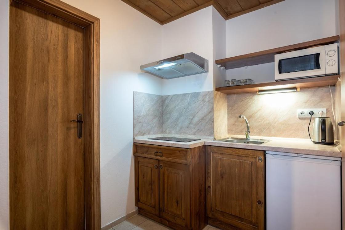 Apartmanovy Dom Vila Maros Pavčina Lehota Exterior foto