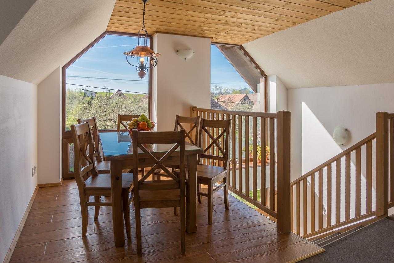 Apartmanovy Dom Vila Maros Pavčina Lehota Exterior foto
